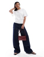 shoulder bag with skinny double strap in burgundy