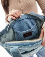 bear denim tote bag in washed blue